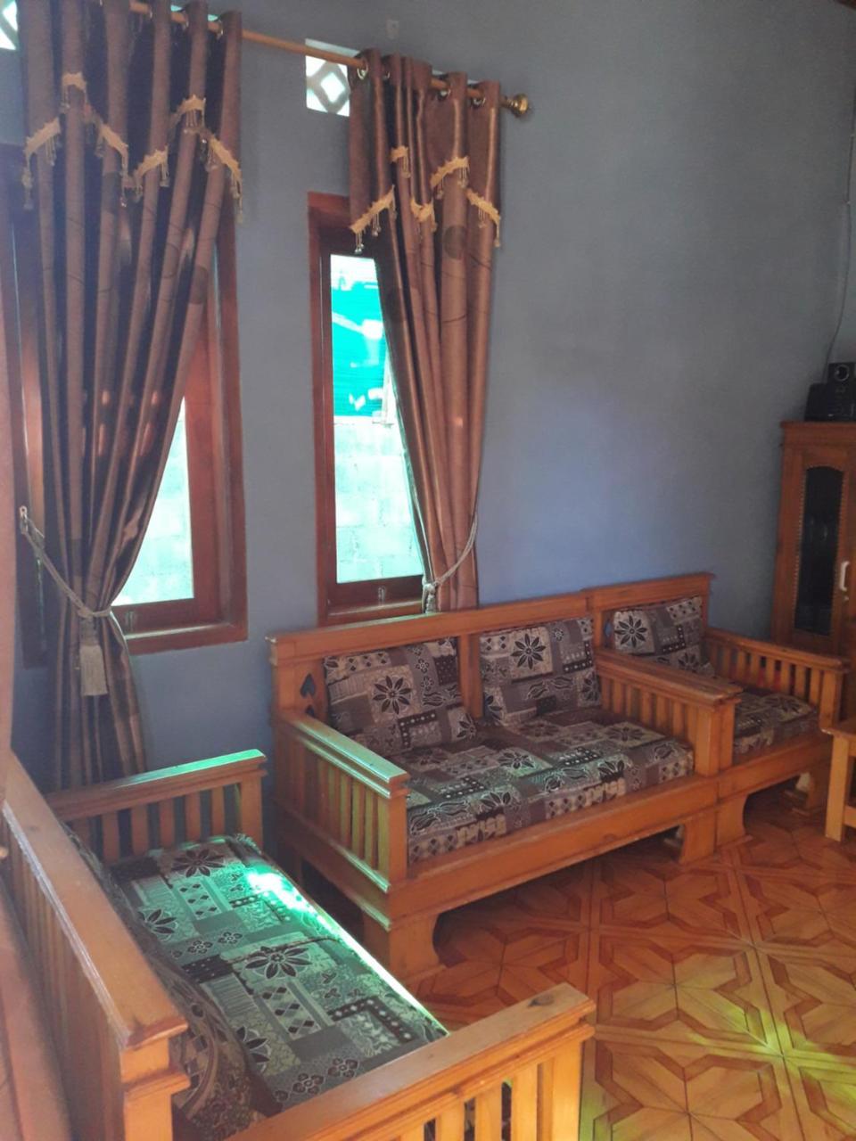 Fajar Home Stay バツカラス エクステリア 写真